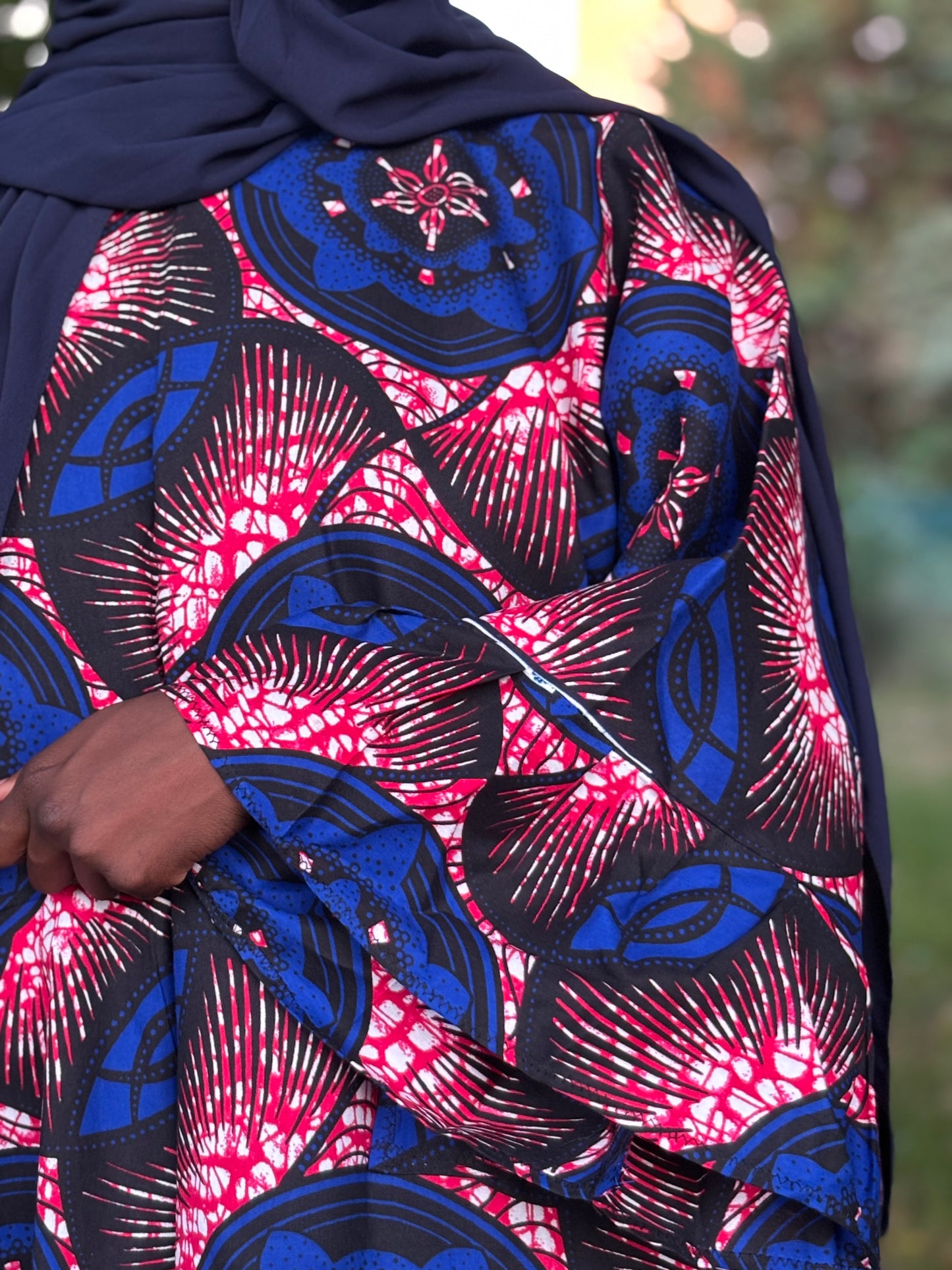 Robe bleu marine rouge
