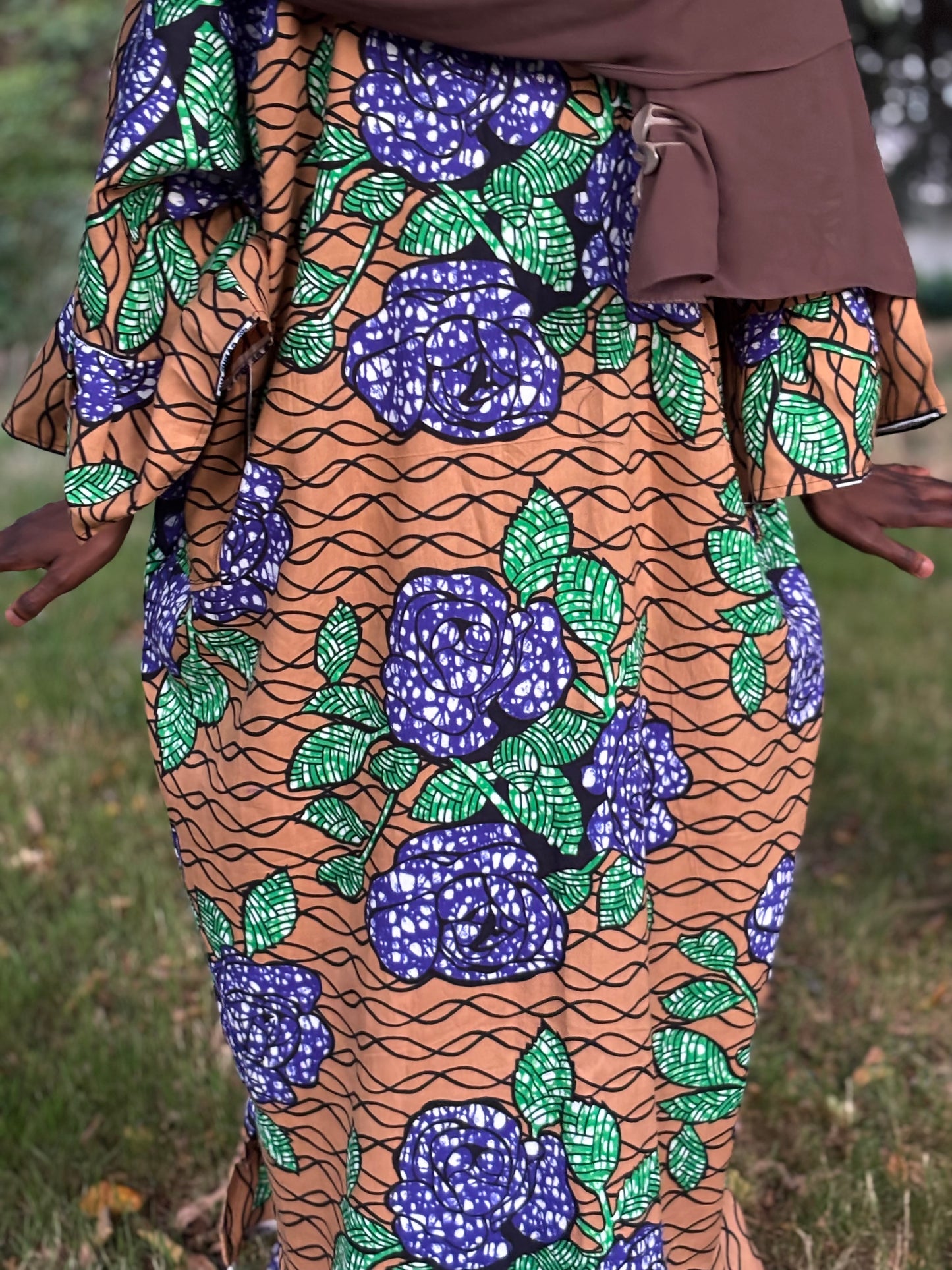 Robe marron vert bleu