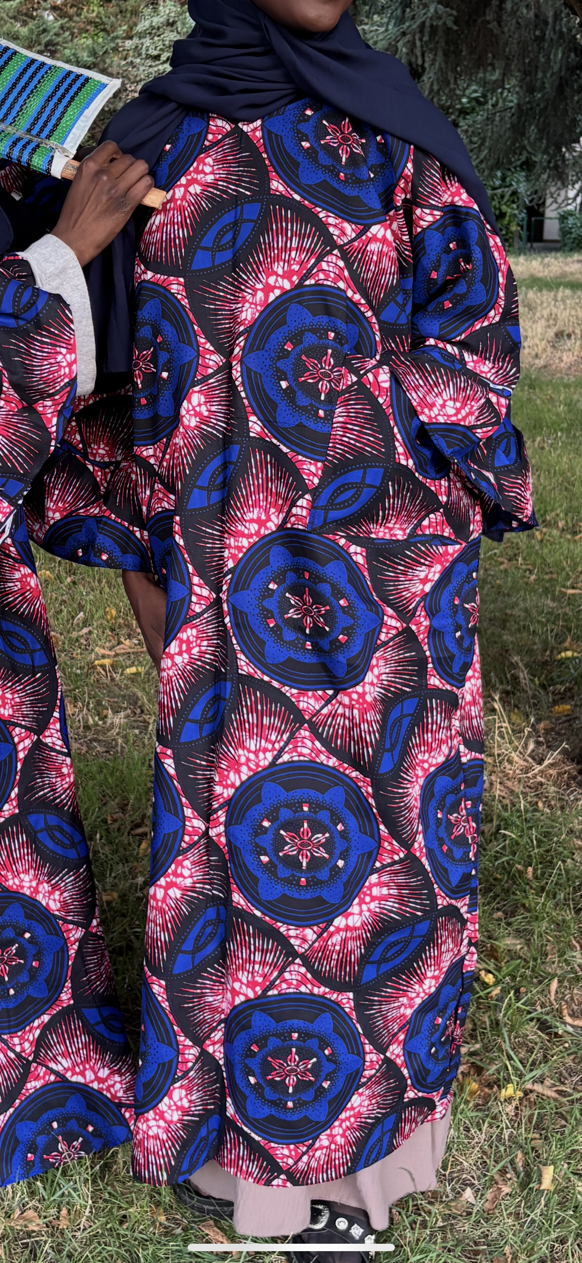 Robe bleu marine rouge